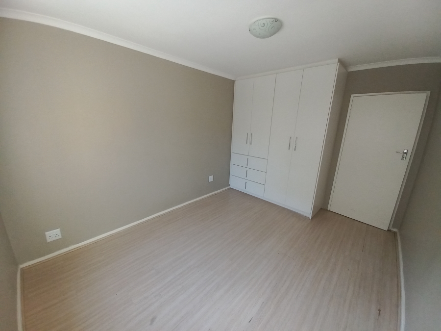 To Let 3 Bedroom Property for Rent in Gatesville Western Cape